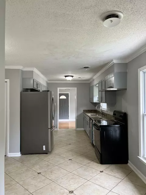 615 Chandler Rd, Durham, NC 27703 photo 5