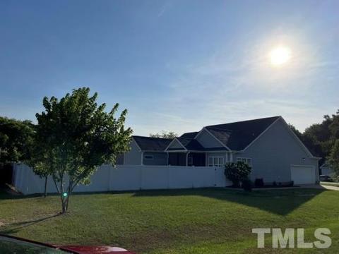 2335 Rolling Tracks Rd, Willow Springs, NC 27592 photo 3
