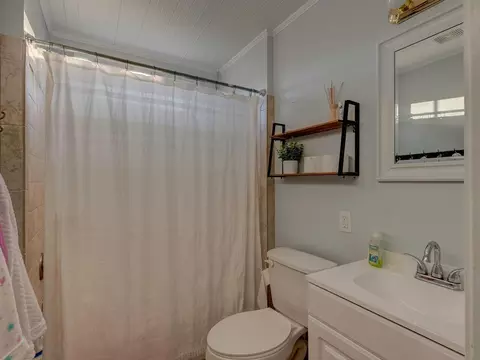 406 E Hill St, Benson, NC 27504 photo 26