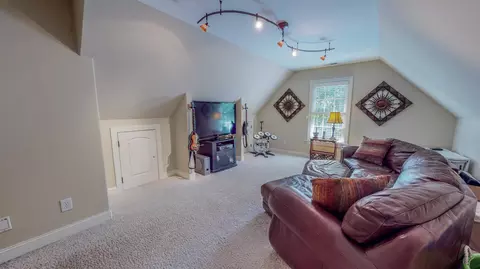 102 Continental Dr, Durham, NC 27712 photo 38