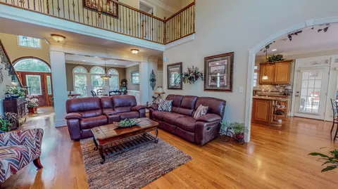 102 Continental Dr, Durham, NC 27712 photo 60
