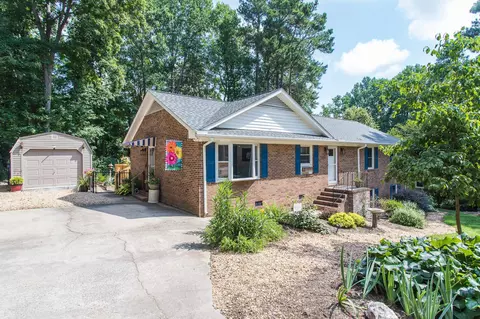 1410 Bramble Dr, Durham, NC 27712 photo 3