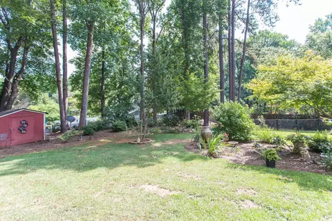 1410 Bramble Dr, Durham, NC 27712 photo 7