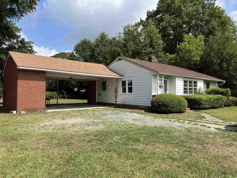 1112 S Brightleaf Blvd, Smithfield, NC 27577 photo 3