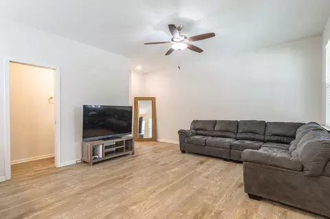 512 N Franklin St, Wake Forest, NC 27587 photo 5