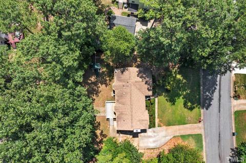 320 Whithorne Dr, Garner, NC 27529 photo 9