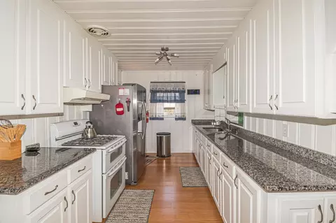 1004 S First St, Smithfield, NC 27577 photo 5