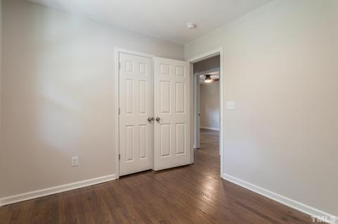 1126 Raynor St, Durham, NC 27703 photo 17