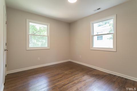 1126 Raynor St, Durham, NC 27703 photo 18