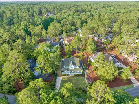 250 Canter Ln, Pinehurst, NC 28374 photo 2