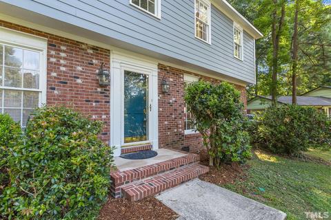 306 Rustic Ridge Rd, Cary, NC 27511 photo 2
