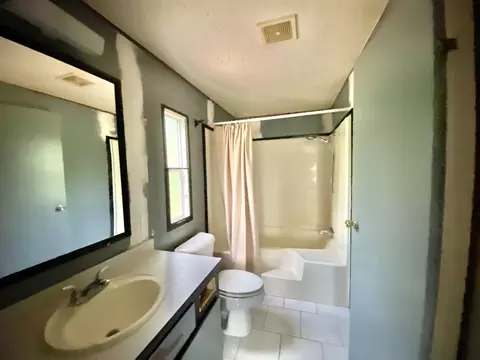 375 Memory Ln, Benson, NC 27504 photo 11