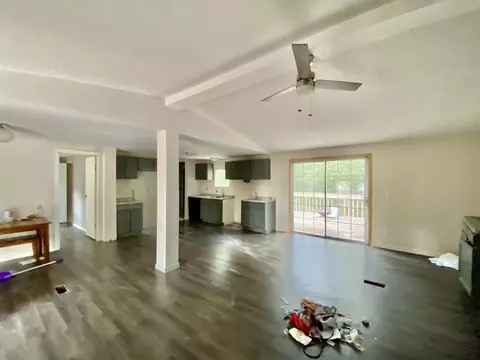 375 Memory Ln, Benson, NC 27504 photo 3