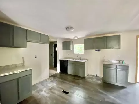 375 Memory Ln, Benson, NC 27504 photo 5