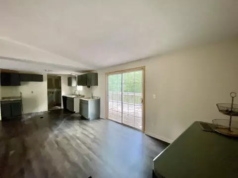 375 Memory Ln, Benson, NC 27504 photo 6