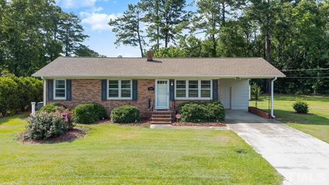 101 N Davis St, Micro, NC 27555 photo 1