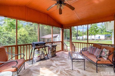 101 N Davis St, Micro, NC 27555 photo 17
