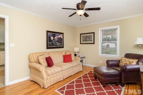 101 N Davis St, Micro, NC 27555 photo 7