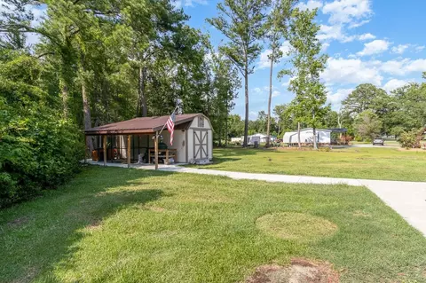 101 N Davis St, Micro, NC 27555 photo 6