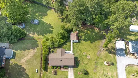 101 N Davis St, Micro, NC 27555 photo 3