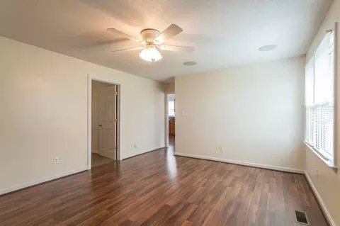 5444 Raleigh Rd, Benson, NC 27504 photo 3