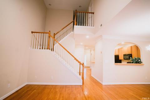 4318 Flintlock Ln, Durham, NC 27704 photo 6