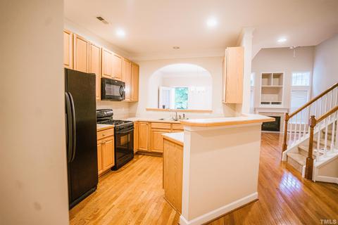 4318 Flintlock Ln, Durham, NC 27704 photo 7