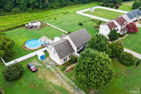 148 Lee Trace Dr, Smithfield, NC 27577 photo 2