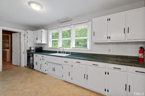 113 Perdue St, Garner, NC 27529 photo 7