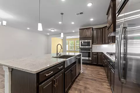 1102 Morrison Dr, Durham, NC 27703 photo 9