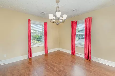 406 E 1st St, Princeton, NC 27569 photo 9
