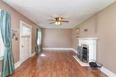 406 E 1st St, Princeton, NC 27569 photo 6