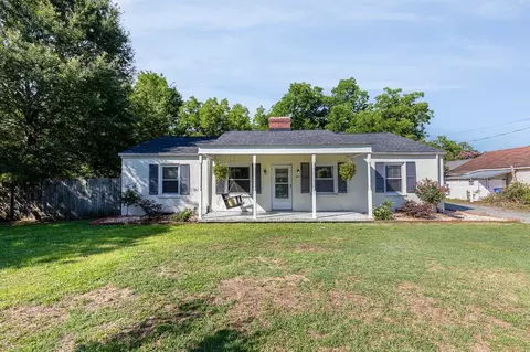 406 E 1st St, Princeton, NC 27569 photo 1