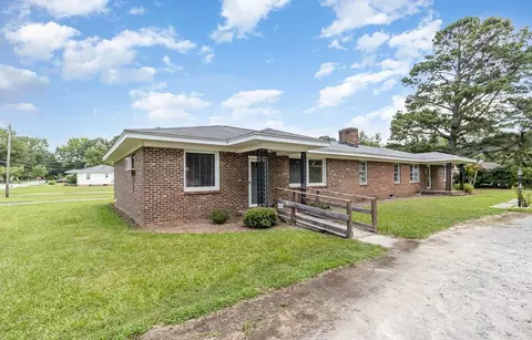 103 S Maple Ave, Kenly, NC 27542 photo 2