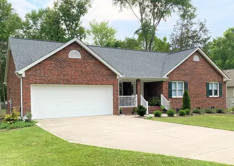 3903 Heidi Dr, High Point, NC 27265 photo 4