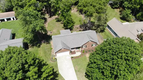 3903 Heidi Dr, High Point, NC 27265 photo 6
