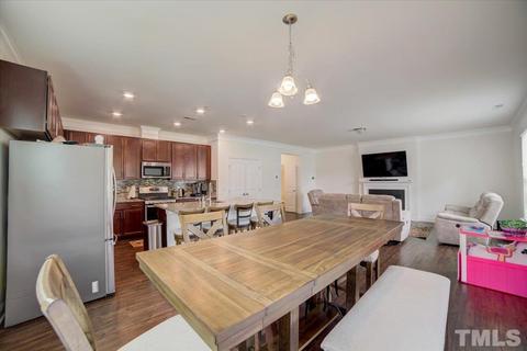 225 Highview Dr, Benson, NC 27504 photo 9