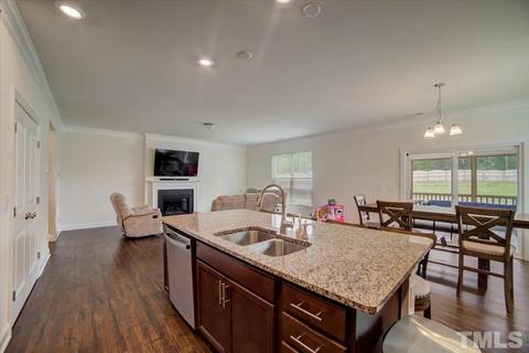 225 Highview Dr, Benson, NC 27504 photo 6