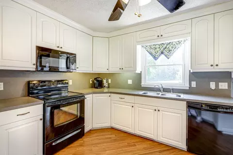 2822 Ellis Rd, Durham, NC 27703 photo 12