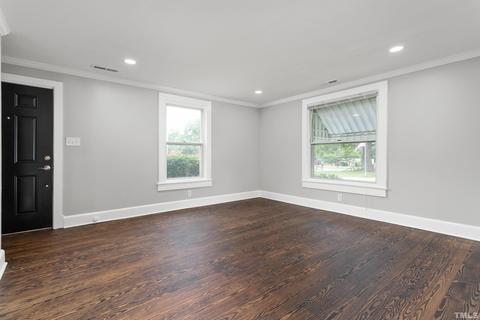 611 Midway Ave, Durham, NC 27703 photo 4