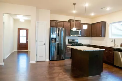 6110 Lakefront St, Durham, NC 27703 photo 2