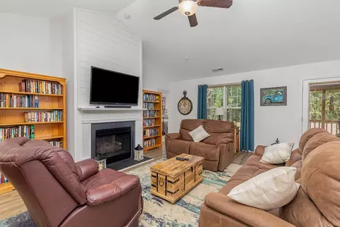 224 Pine Meadow Way, Middlesex, NC 27557 photo 5