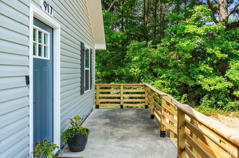 917 S 13th St, Erwin, NC 28339 photo 3