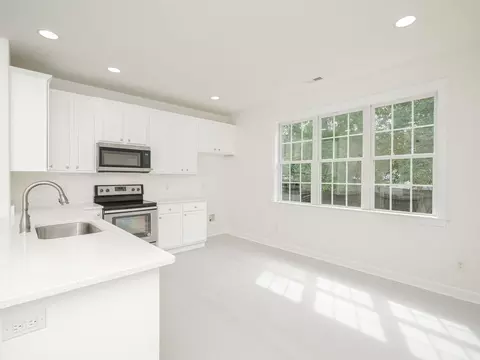1044 N Main St, Wake Forest, NC 27587 photo 6