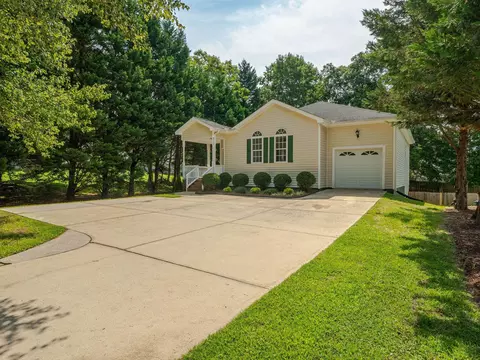 1044 N Main St, Wake Forest, NC 27587 photo 1