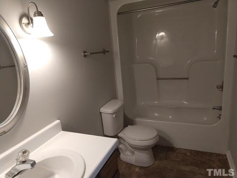 73 Stone Hill Ct, Durham, NC 27704 photo 9