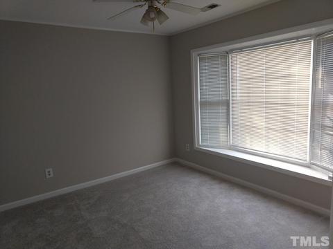 73 Stone Hill Ct, Durham, NC 27704 photo 5