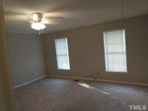 73 Stone Hill Ct, Durham, NC 27704 photo 6