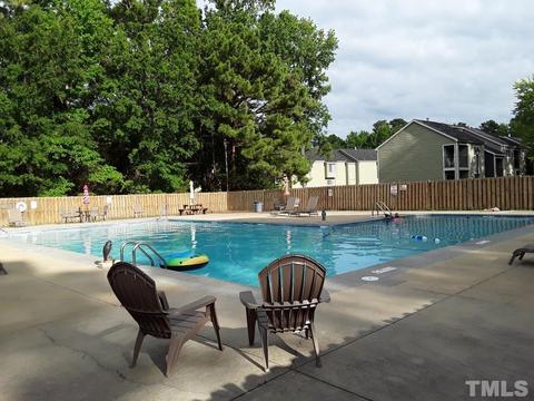 73 Stone Hill Ct, Durham, NC 27704 photo 12