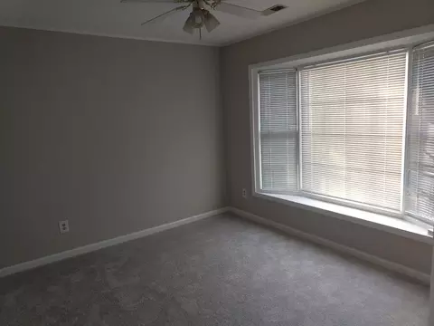 73 Stone Hill Ct, Durham, NC 27704 photo 5
